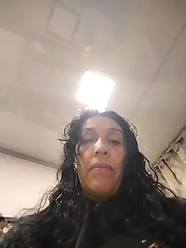 Shantey Laurent online show from 12/16/25, 01:49