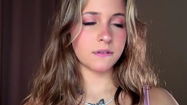 LoveSeekins online show from 04/17/26, 07:39