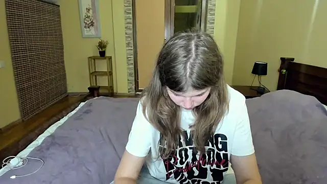 Lilly Jess online show from 09/19/25, 06:19