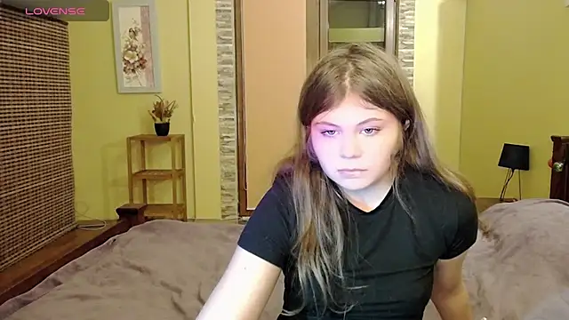 Lilly Jess online show from 10/08/25, 06:27