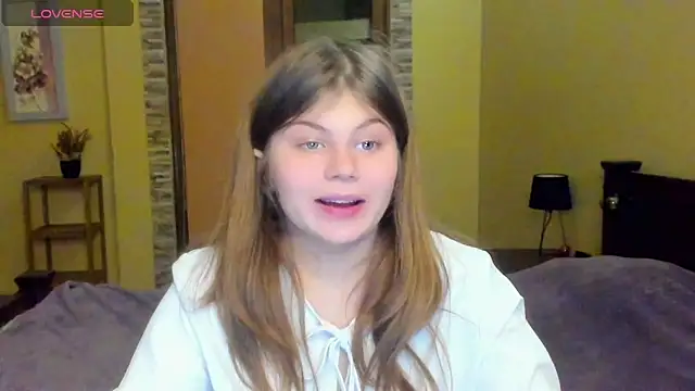 Lilly Jess online show from 10/20/25, 06:41