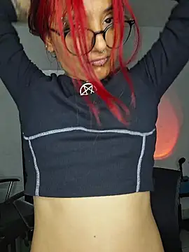 carolinerue online show from 07/15/26, 12:49
