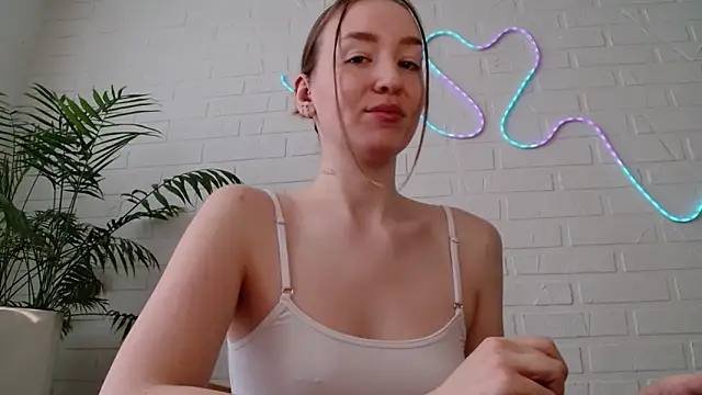 WhitePrincessLuna online show from 02/19/26, 10:00