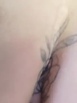 Shell Latina online show from 11/22/25, 03:11