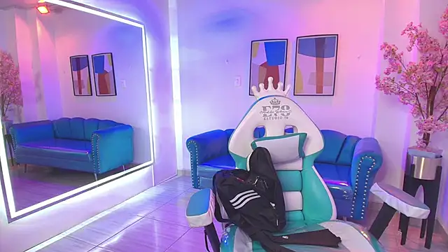 Black roseee online show from 04/17/26, 03:42