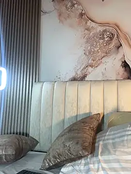 Dakota Evanns online show from 10/20/25, 01:00