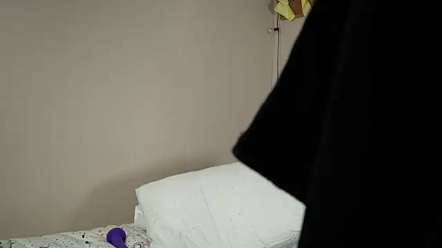 scottishtwink01 online show from 11/15/25, 08:49