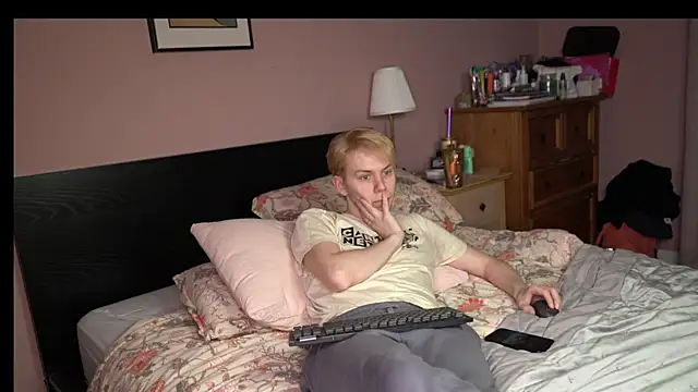 scottishtwink01 online show from 12/05/25, 02:36