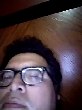 Santiagoqro85 online show from 09/09/25, 04:23