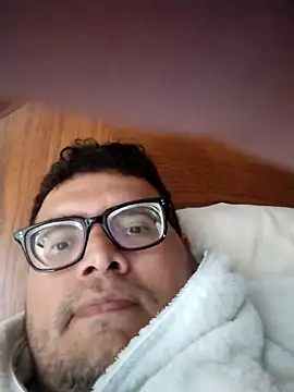 Santiagoqro85 online show from 09/20/25, 05:03