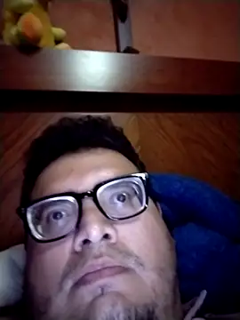 Santiagoqro85 online show from 10/01/25, 03:01