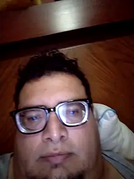 Santiagoqro85 online show from 10/03/25, 03:36