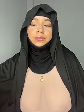 rhizanthella  online show from 12/21/25, 11:56