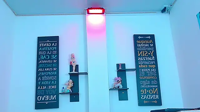 Snapshot of CHLOE_THUNDERS chatting on 02/11/26, 11:15 CHLOE THUNDERS online show from 02/11/26, 11:15