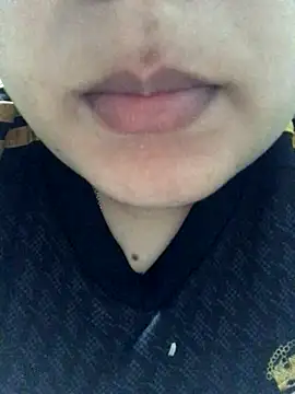 Snapshot of luzmelzinha chatting on 09/09/25, 09:36 luzmelzinha online show from 09/09/25, 09:36