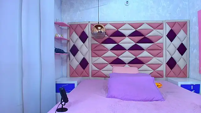 abbyrouss  online show from 09/12/25, 03:06