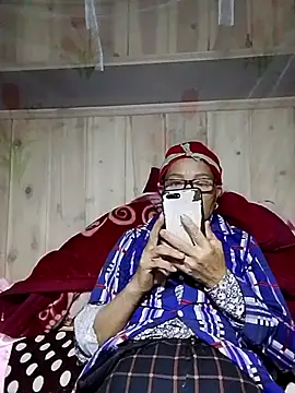 -Xuka-200 online show from 10/25/25, 12:02