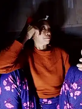 -Xuka-200 online show from 11/11/25, 09:37