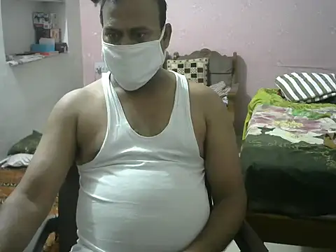 Famit025 online show from 04/08/26, 08:31