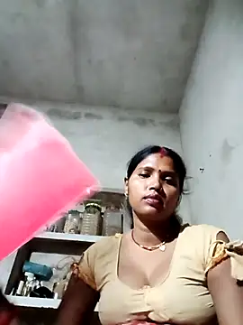 Snapshot of Cm_pooja chatting on 05/03/26, 05:41 Cm pooja online show from 05/03/26, 05:41