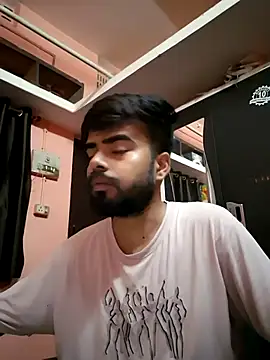 soniriyaa010101 online show from 04/20/26, 02:42