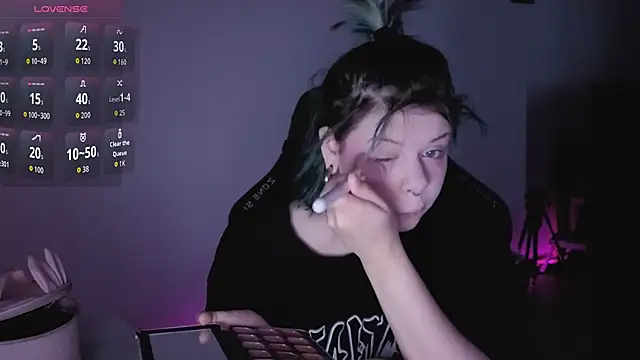 Alice Zev online show from 09/23/25, 02:53