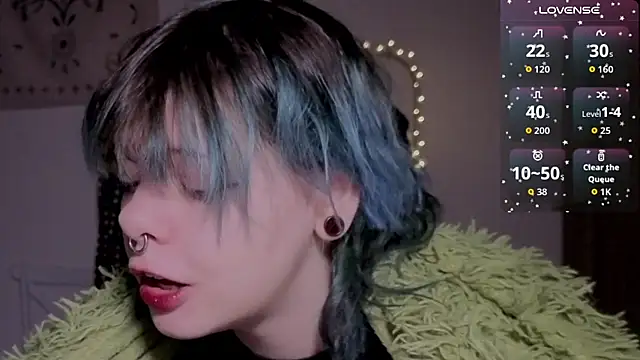 Alice Zev online show from 12/19/25, 01:40