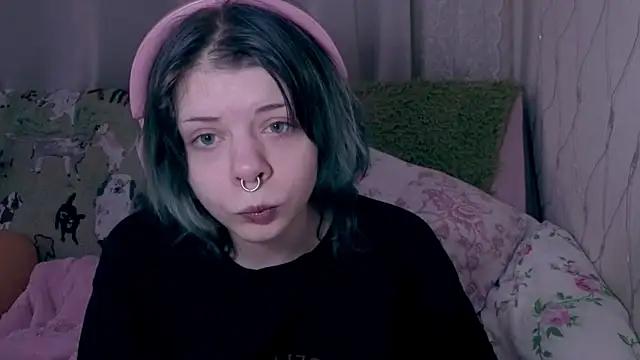 Alice Zev online show from 04/04/26, 02:43