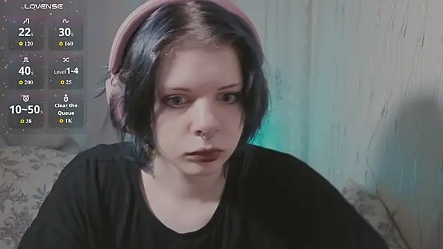 Snapshot of Alice_Zev chatting on 05/19/26, 10:38 Alice Zev online show from 05/19/26, 10:38