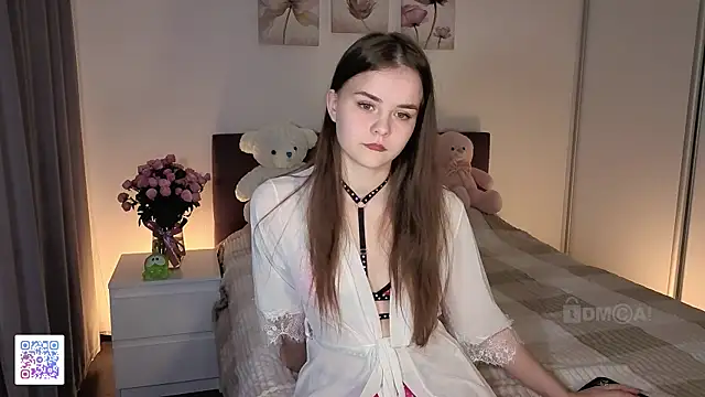 Snapshot of Dangerouss_Lady chatting on 10/17/25, 02:04 Dangerouss Lady online show from 10/17/25, 02:04