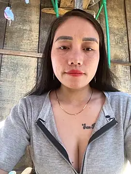 chipp-bong online show from 11/30/25, 02:26