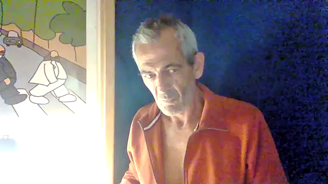Snapshot of AntonioNice_iml chatting on 10/22/25, 07:02 AntonioNice iml online show from 10/22/25, 07:02