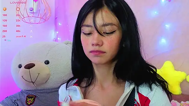 april bennett online show from 04/15/26, 01:07