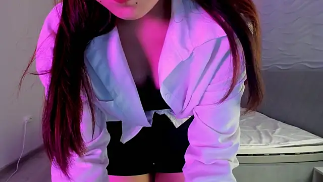 yanyaan online show from 10/25/25, 04:53