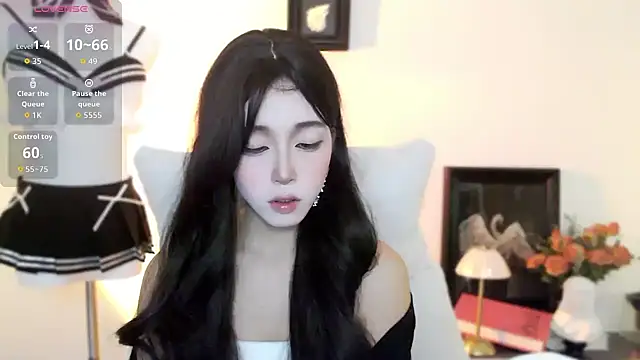 Wfrost0707 online show from 11/06/25, 06:03