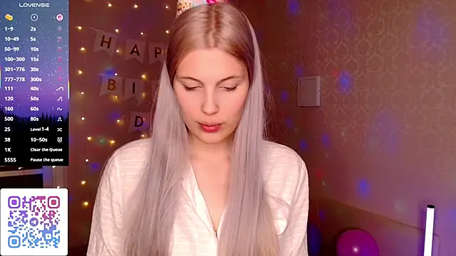 Larileya online show from 10/10/25, 05:56