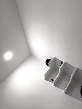 Chanderi19 online show from 09/25/25, 03:27