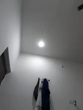 Chanderi19 online show from 11/28/25, 03:58