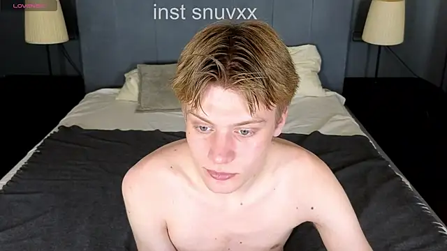 Snapshot of LouieEvans chatting on 10/03/25, 10:07 LouieEvans online show from 10/03/25, 10:07