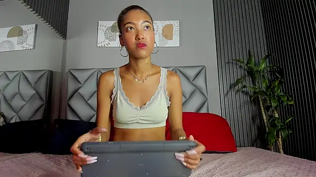 Alisha Ebonyy online show from 10/01/25, 12:00