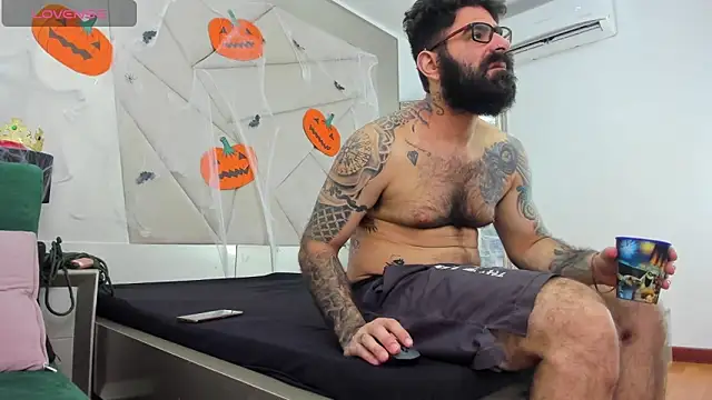 Harald Smed online show from 10/31/25, 01:01