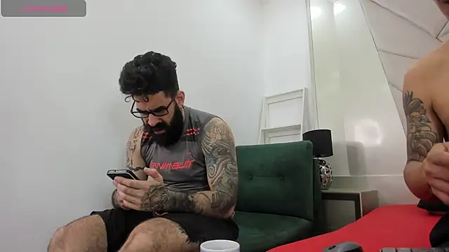 Harald Smed online show from 11/12/25, 01:22