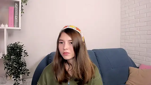 KeikoWideman online show from 09/17/25, 05:58