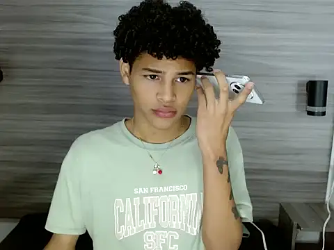 BrindyMichell online show from 10/21/25, 03:57