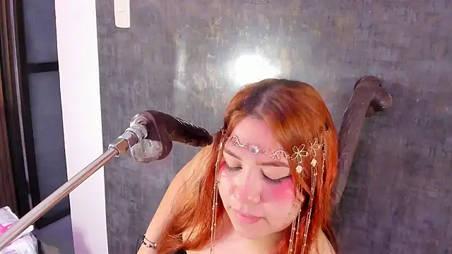 alana glasses online show from 02/18/26, 11:39