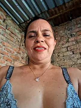 Lucerito-Hot online show from 09/15/25, 12:38