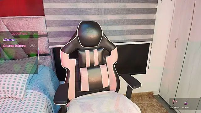 veronikali online show from 11/25/25, 04:29