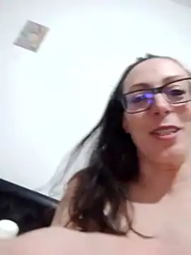 Snapshot of Astrid3 chatting on 03/13/26, 12:28 Astrid3 online show from 03/13/26, 12:28