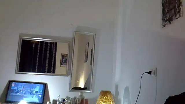 Snapshot of Astrid3 chatting on 03/30/26, 09:05 Astrid3 online show from 03/30/26, 09:05