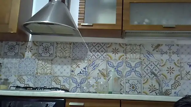 Snapshot of Astrid3 chatting on 04/01/26, 06:05 Astrid3 online show from 04/01/26, 06:05